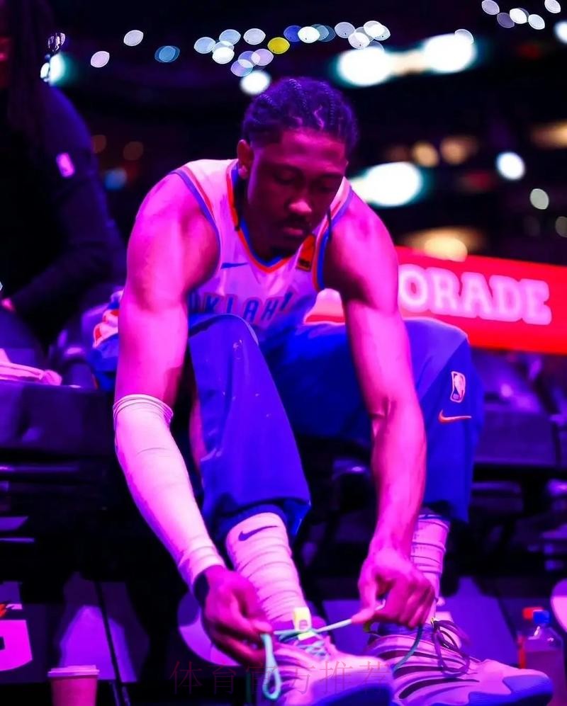 雷霆117-116逆转险胜灰熊 杰伦-威廉姆斯26+5+10